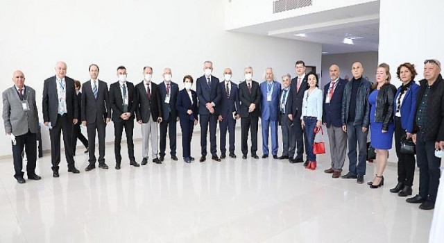 Kıbrıs’ın fethinin 450. yılı sempozyumu başladı