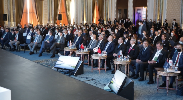 5. İSTANBUL EKONOMİ ZİRVESİ’NDE “YEŞİL EKONOMİ” YE DİKKAT ÇEKİLDİ