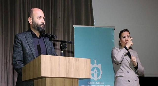 Ayla filmi özel bireylere özel anlatımla sunuldu