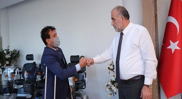 Başkan Sandıkçı’dan Engellilere Akülü Araç