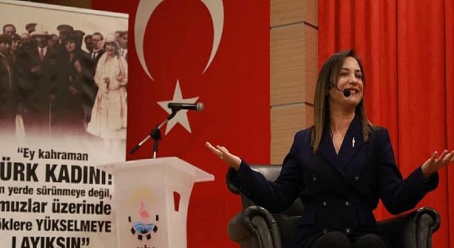 Başkan Sengel Çiğli ’de Kadının Siyasetteki Yerini Anlattı