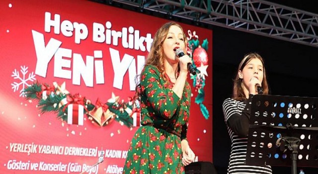 Cam Piramit’te yeni yıl coşkusu sürüyor