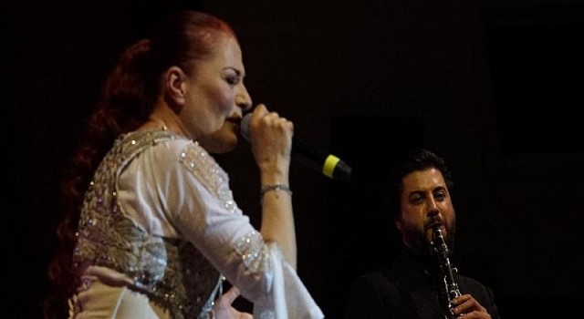 Candan Erçetin ve Serkan Çağrı’dan görkemli kapanış!