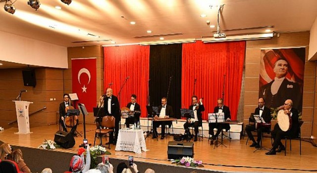 Çiğli Belediyesi’nden Sanat Çınarı Mustafa Sağyaşar’a Saygı Gecesi