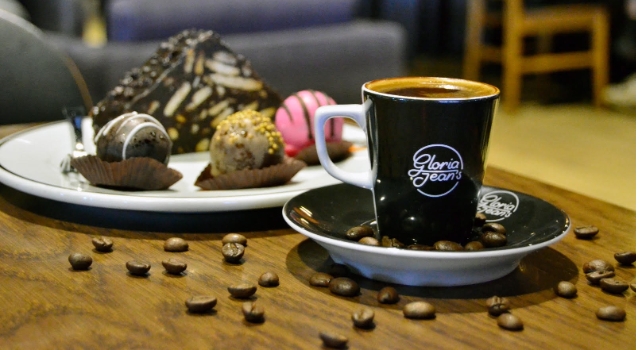 DÜNYA TÜRK KAHVESİ GÜNÜNDE KAHVELER GLORIA JEAN’S COFFES’İN İKRAMI