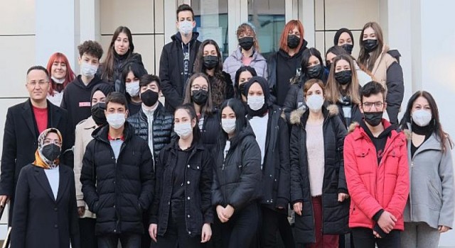 Lise öğrencileri Sosyal Güvenlik Kurumunu Ziyaret etti