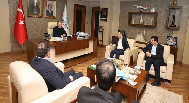 Başkan Büyükakın, ”Hiçbir vatandaşımızın aç ve açıkta kalmasına müsaade etmeyiz”