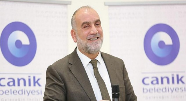 Başkan İbrahim Sandıkçı, gençleri “KESİŞME: İyi Ki Varsın Eren” filmine götürme sözü verdi.