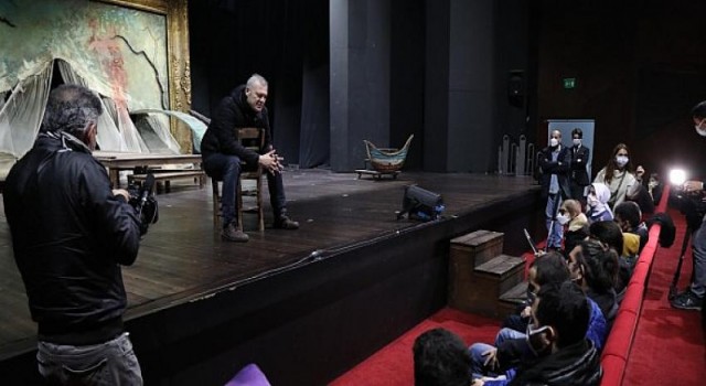 Beyaz Baston Haftasında Görme Engelli Öğrenciler Levent Üzümcü’yle Buluştular