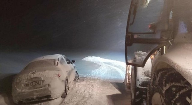 Büyükşehir, Mahsur Kalan Vatandaşların Yardımına Koştu