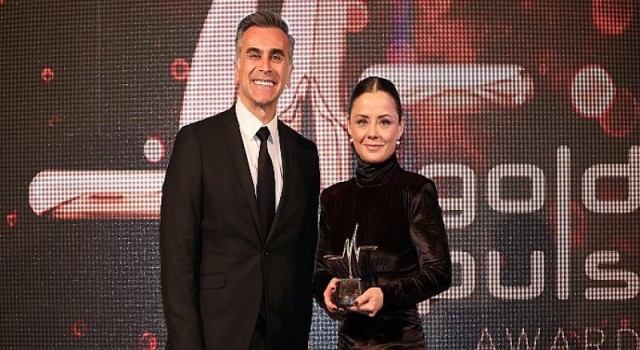 Evony, Golden Pulse Awards tarafından lider marka seçildi!