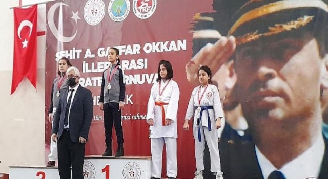 Kartepeli Sporcular Komşuda Dereceye Girdiler