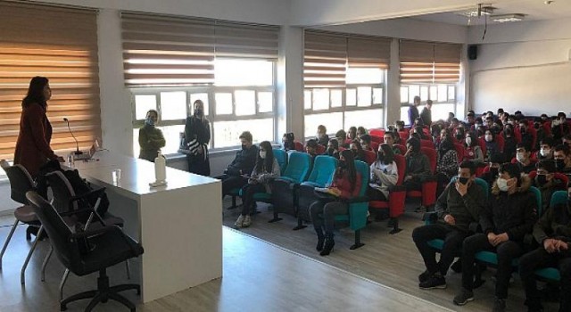 Kemer Belediyesinden Akran Zorbalığı Eğitimi