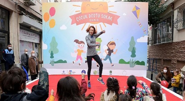 Sokaklar çocuk sesleriyle şenlendi