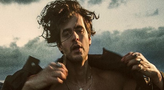 Ozan Çınar’dan ikinci single “Kalp Yangını”