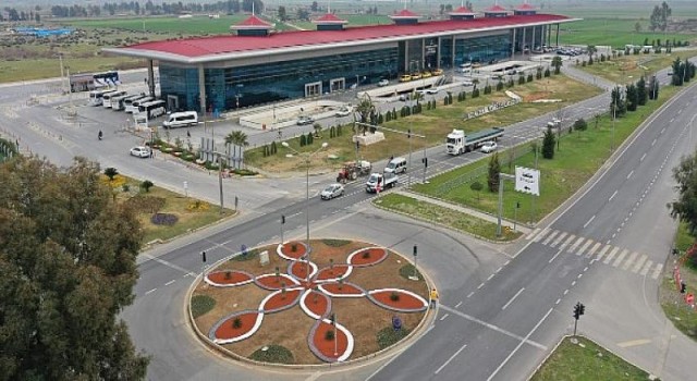 Aydın Büyükşehir Belediyesi Yeşil Alanları Bahara Hazırlıyor