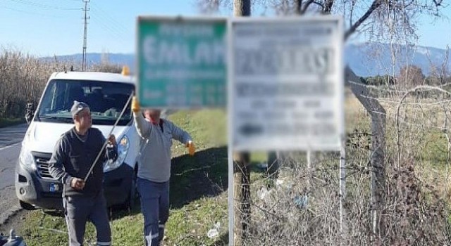 Burhaniye’de Reklam Tabelaları Kaldırılıyor