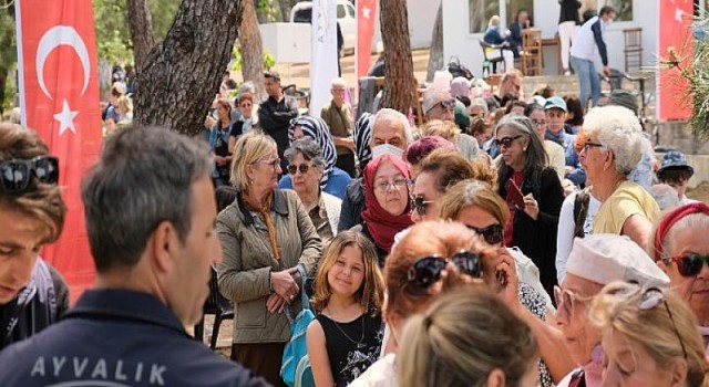 Kardeş Seseler Söyleşileri Cunda (Alibey) Adası Kültür Merkezi’nde Başlıyor