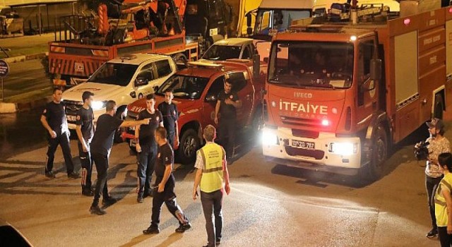 Antalya Büyükşehir Belediyesi Marmaris’in yardımına koştu