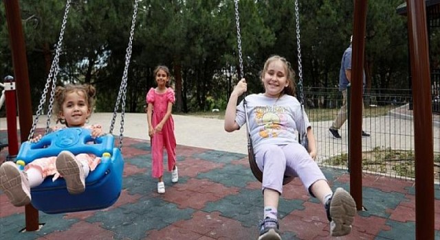 Baykoca Mahallesinde Çocuk Oyun Alanı Yenilenen Yüzüyle Hizmete Girdi