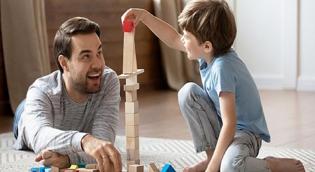 İlgili Babaların Çocukları Daha Özgüvenli Oluyor