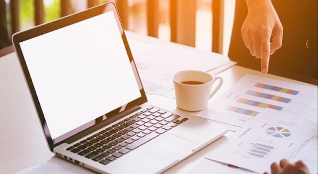 İnternet, Televizyonu İkiye Katlandı