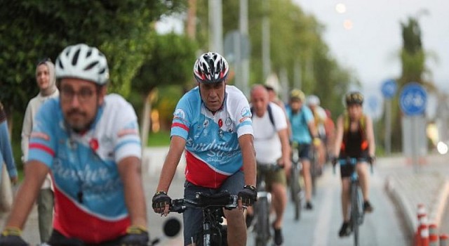 Pedal Arkadaşım izleyiciyle buluştu Tandem bisikleti ile farkındalık sürüşü