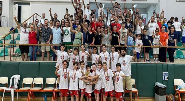 Basketbolda Gölcük Belediye Spor Damgası