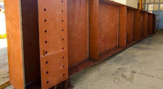 Kuruçeşme Tramvay Hattı’nda çelik kirişler hazırlanıyor