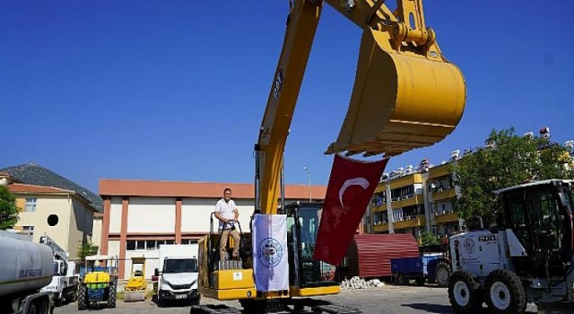 Milas Belediyesi’nin Araç Filosu Güçleniyor