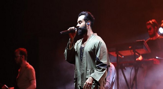 Türkçe popun sevilen ismi Gökhan Türkmen 360 derece sahne deneyimiyle 23 Eylül’de Zorlu PSM sahnesinde!