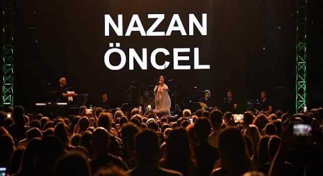 Yıldızlar Altında “Kalamış Yaz Festivali” Devam Ediyor