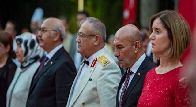 Başkan Soyer 30 Ağustos resepsiyonuna katıldı