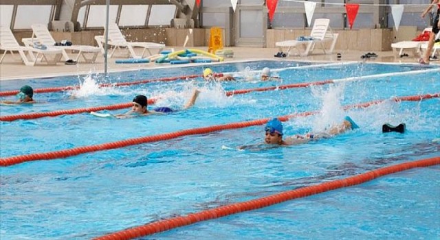 İnegöl’ün Küçük Yüzücüleri Burada Yetişiyor