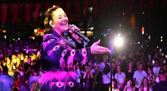 Mustafakemalpaşa’da Büyük Zafer Bayramı Coşkusu