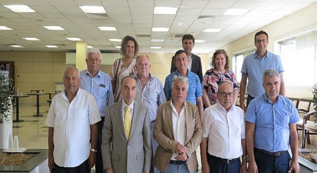 Akhisar Tarım Temsilcileri Tariş’i Ziyaret Etti