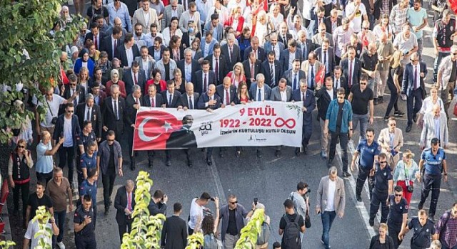 Basmane’den Cumhuriyet Meydanı’na zafer yürüyüşü