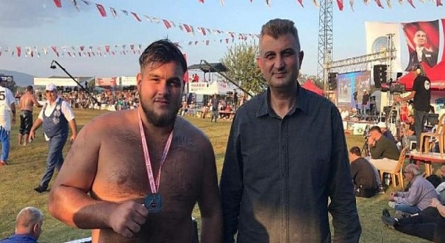 Gölcüklü Yunus Emre Akman Elmalı’da Büyük Orta Boya Yükseldi