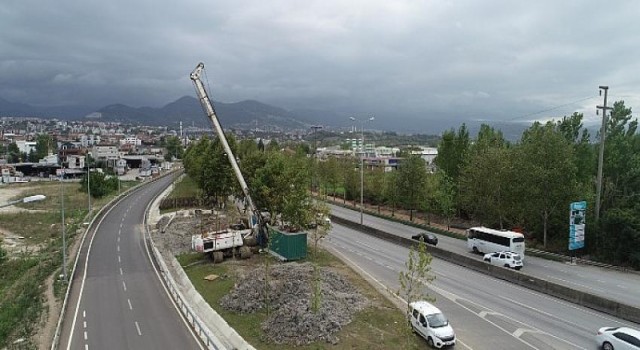 Yeni Emniyet Müdürlüğü önüne üstgeçit yapımına başlandı