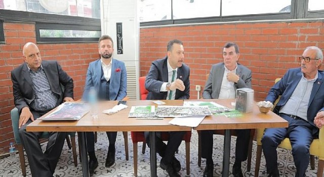 AK Parti İzmir Milletvekili Mahmut Atilla Kaya, Buca’da muhtarlarla buluştu