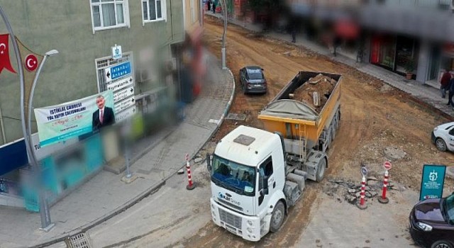 Dilovası İstiklal Caddesi’nde üstyapı çalışmaları tam gaz ilerliyor