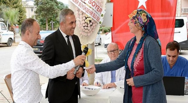 İzmir Büyükşehir Belediyesi’nde 34 üreticiye daha hayvan desteği