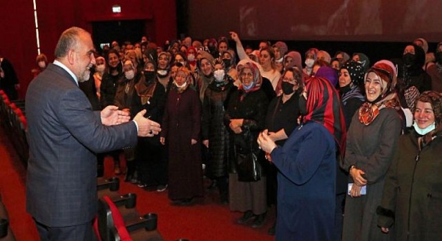 Canik Belediyesi’nden Öğrencilere Tatil Hediyesi