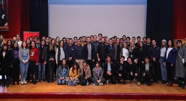 DEÜ, Nasa’daki Türk Astrofizikçiyi Öğrencilerle Buluşturdu