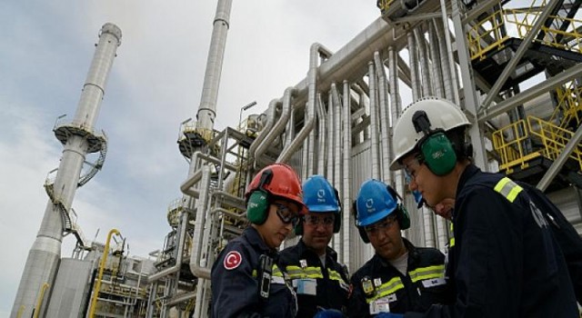 Tüpraş tam kapasite çalışırken Stratejik Dönüşüm Yolculuğu için yatırımlarına da kesintisiz devam ediyor