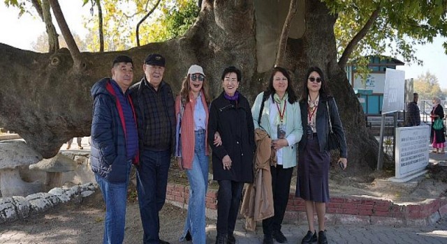 Türk Dünyası’nın ünlü sinemacıları kültür turu yaptı