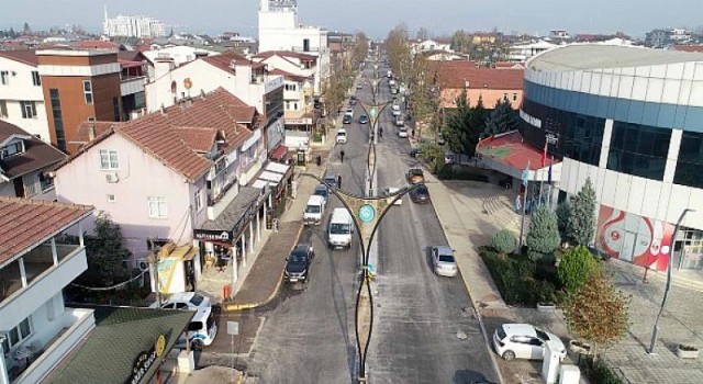 Başiskele Atatürk Caddesi asfaltlandı