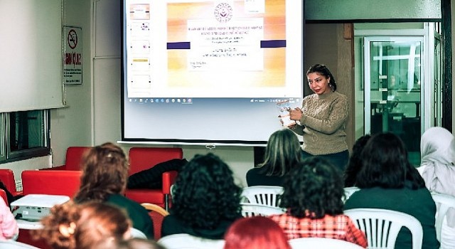 Bayraklı'da öğrencilere sağlıklı yaşam semineri