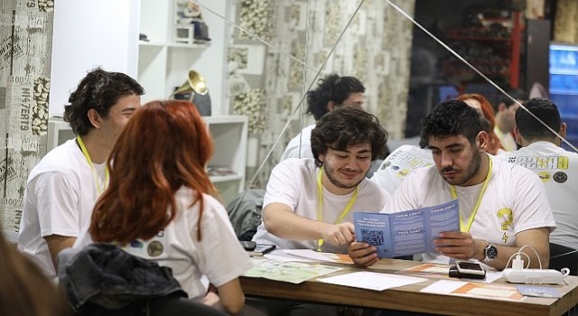 Buca Belediyesi Gençlik Merkezleri&#39;ne rekor başvuru