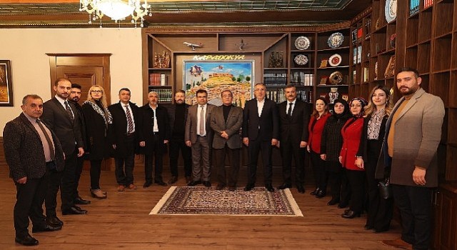 MHP Yönetiminden Nevşehir Belediye Başkanı Dr. Mehmet Savran&#39;a Ziyaret